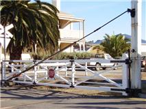 railway gates, Billinudgel